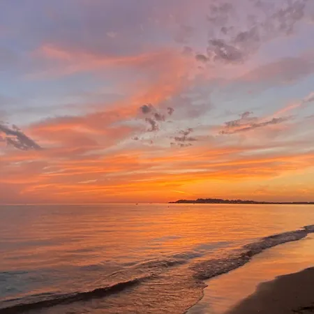 Joe Coastal Escape Appartamento Golem (Tirana)