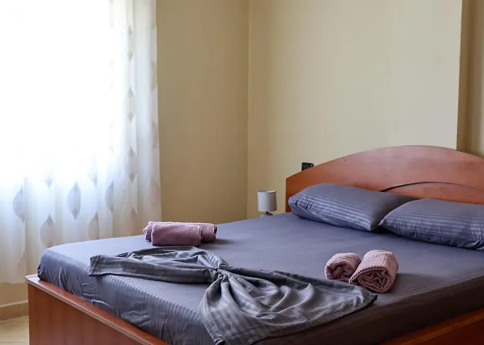 Joe Coastal Escape *